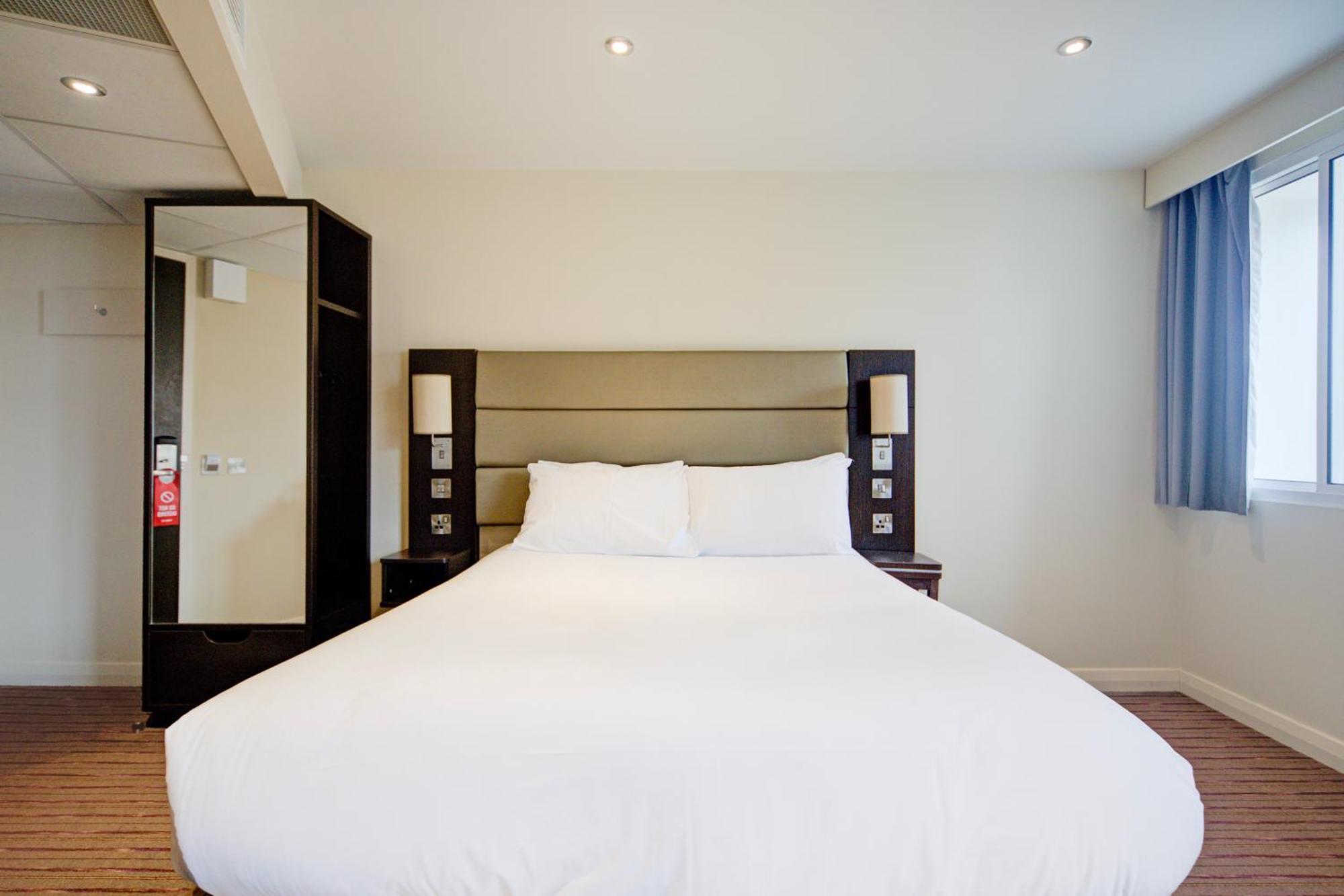 Belvilla Newport City Centre Hotel - Lifestyle Zewnętrze zdjęcie