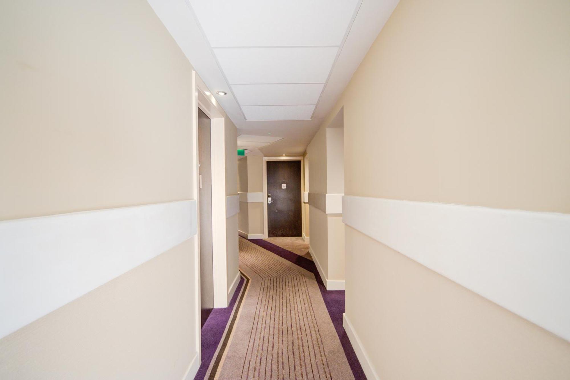 Belvilla Newport City Centre Hotel - Lifestyle Zewnętrze zdjęcie