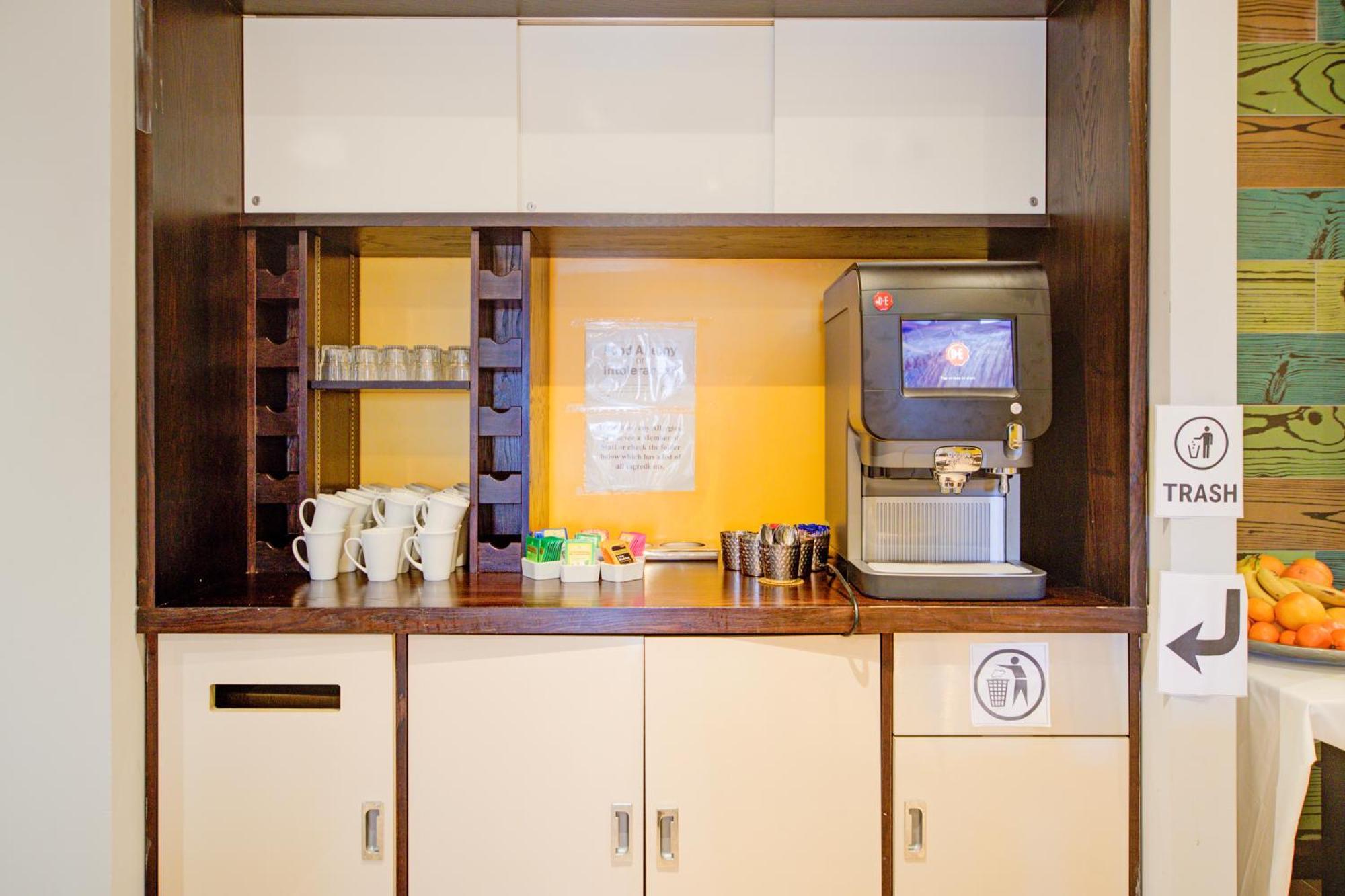 Belvilla Newport City Centre Hotel - Lifestyle Zewnętrze zdjęcie