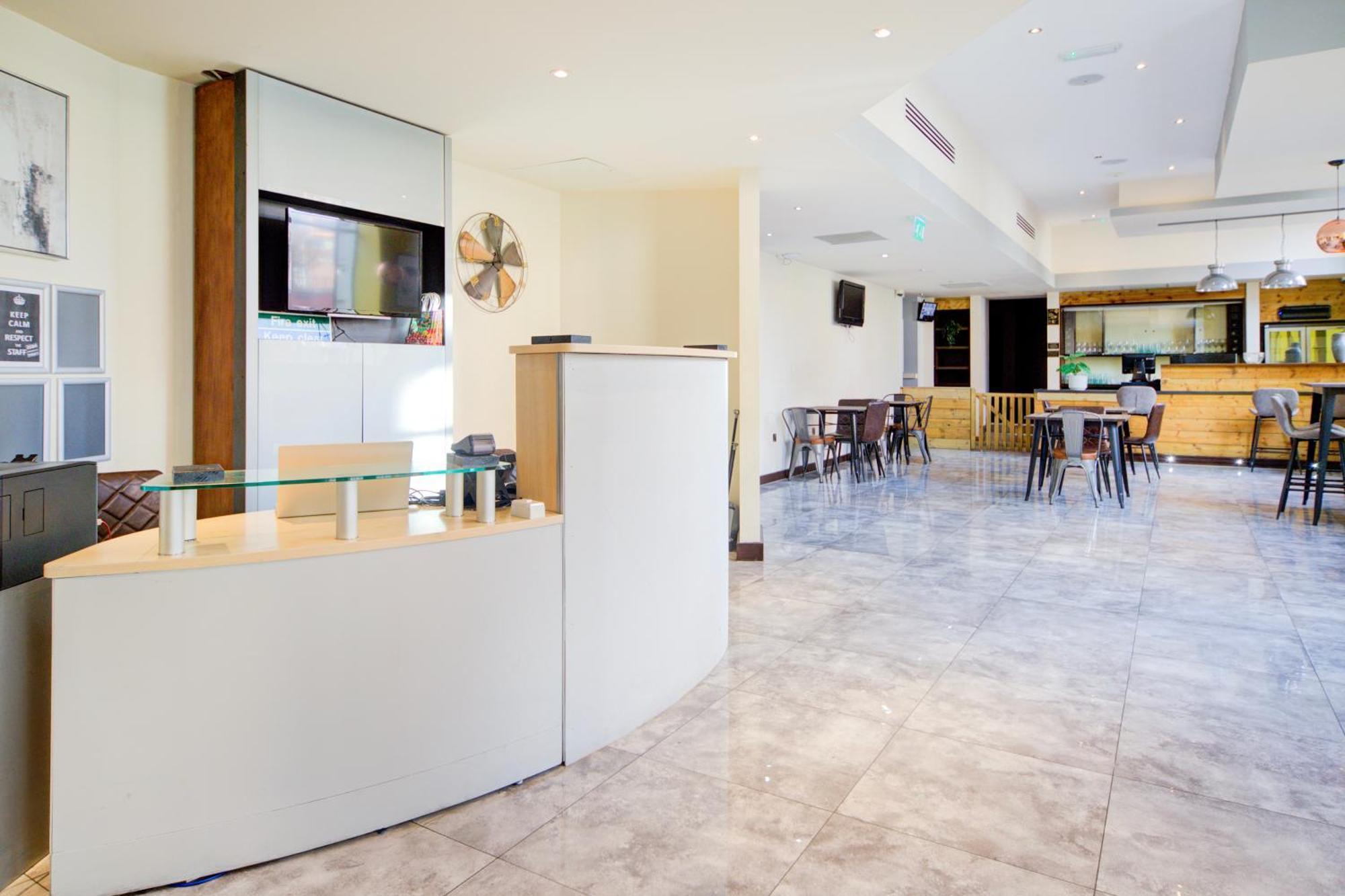 Belvilla Newport City Centre Hotel - Lifestyle Zewnętrze zdjęcie